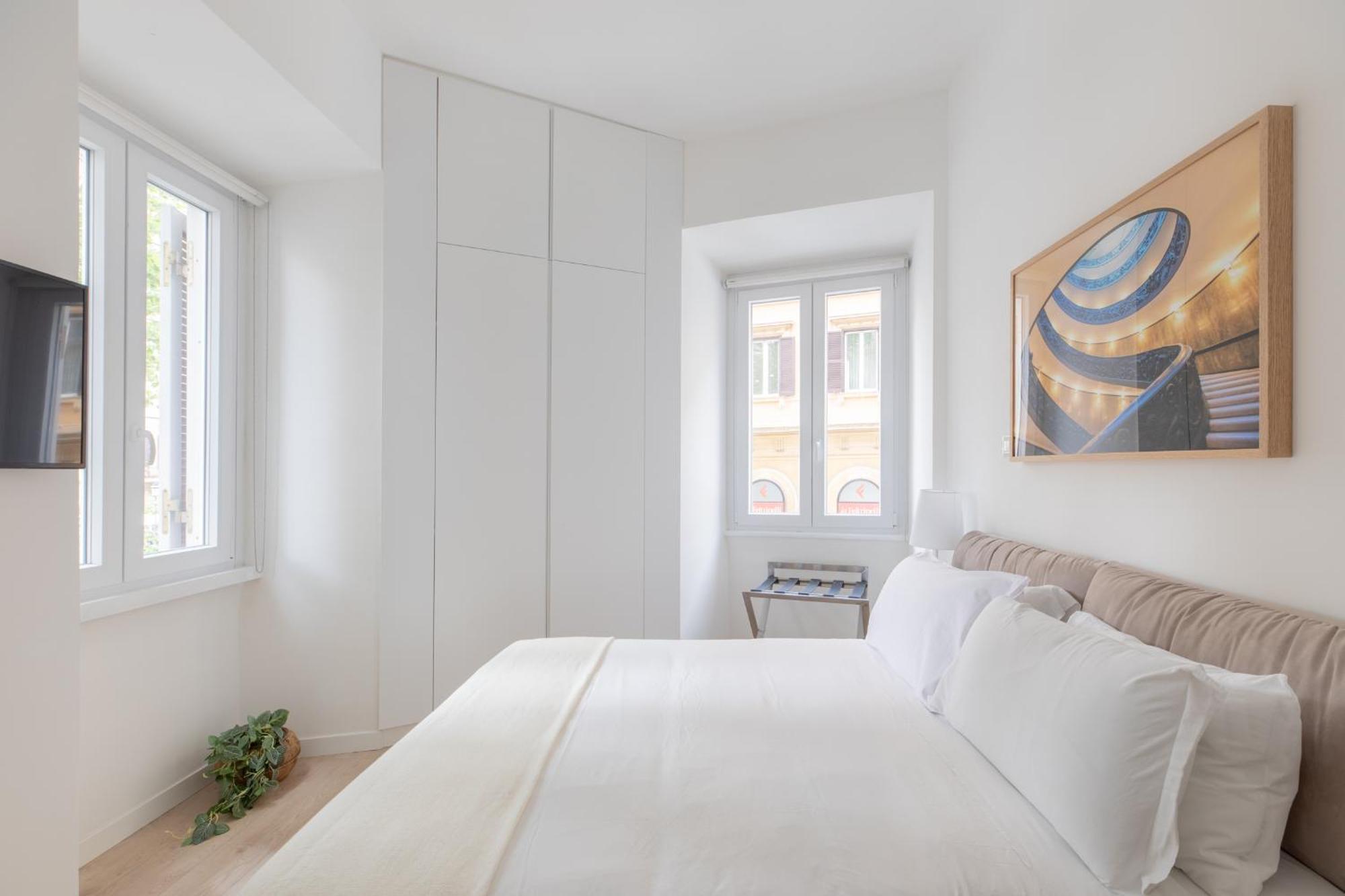 Iflat Vatican 2 Bedroom Design Apartment — Foto 1